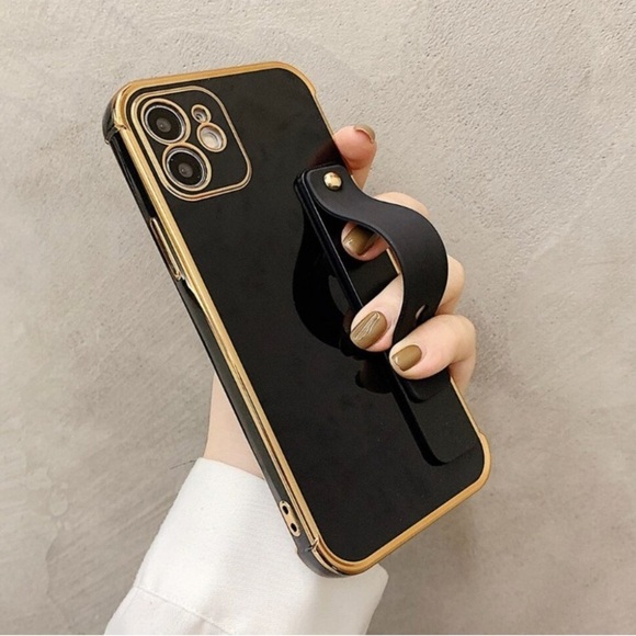 IPHONE CASE BUNDLE (2) - Picture 5 of 5